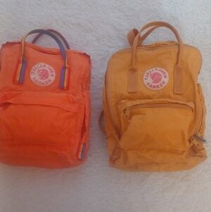2 FJALLRAVEN KANKEN Backpacks. 10x12 EUC 🤩